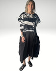 Bold Print Top Mono