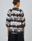 Gathered Sleeve Shirt Eruption