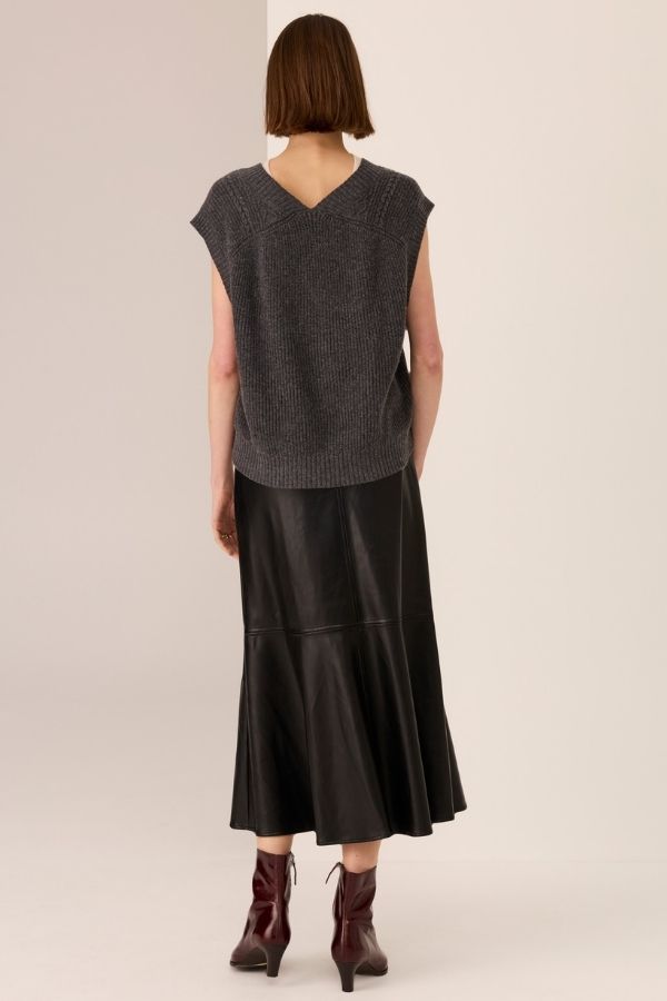 Loren Cable Vest Charcoal