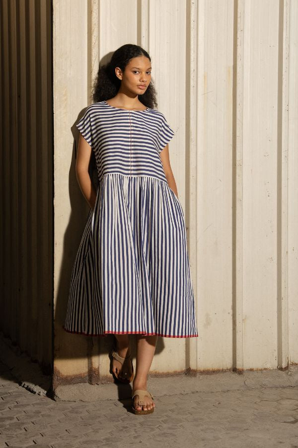 Vachi Dress