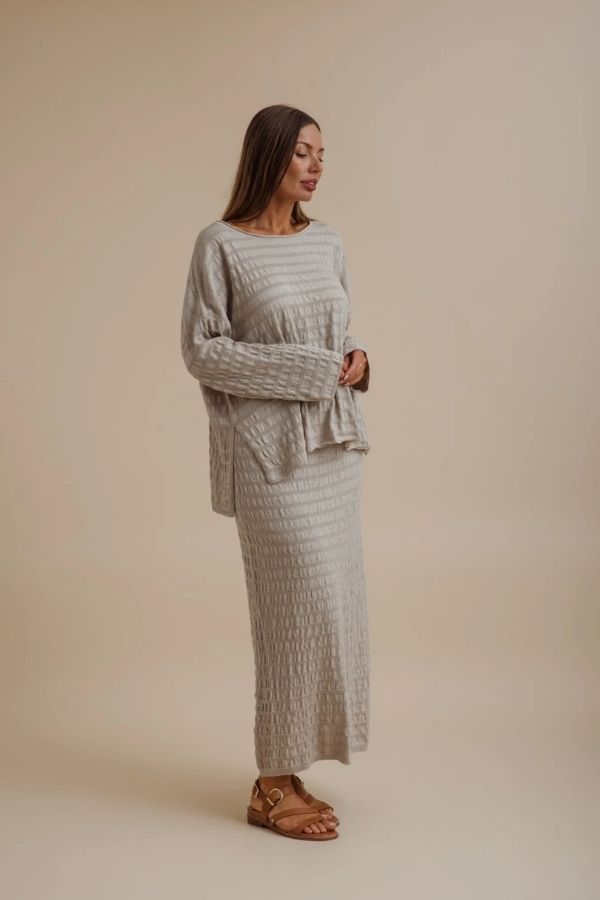 Waves Pleat Pullover