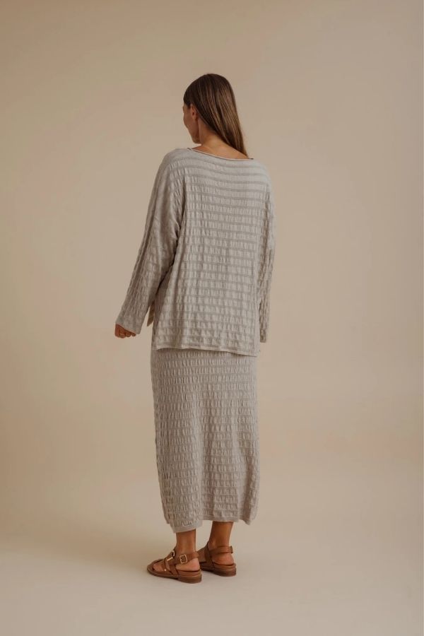 Waves Pleat Pullover