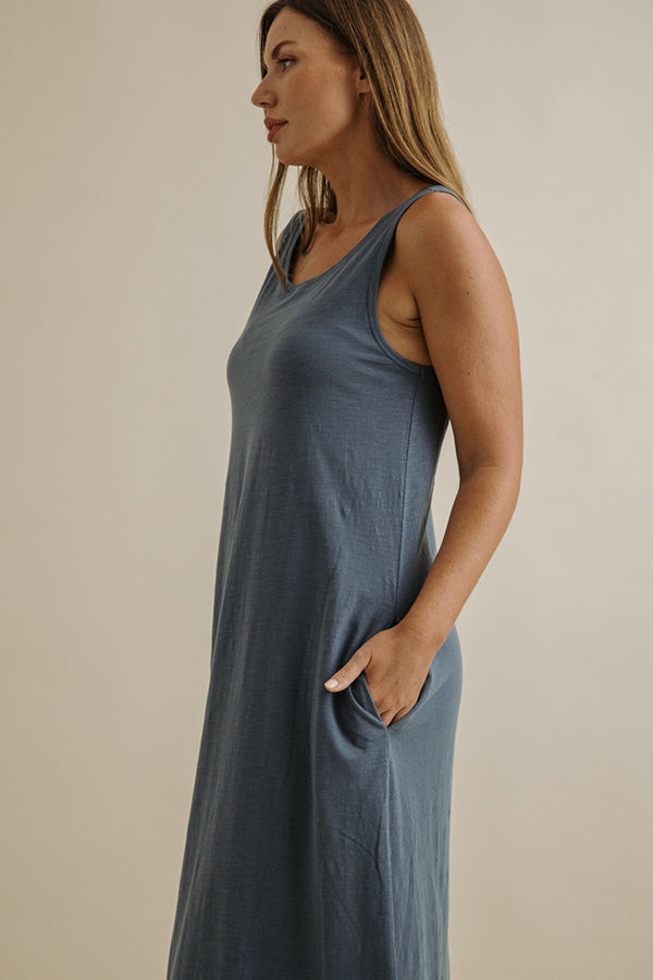 Shoreline Breeze Dress Pool