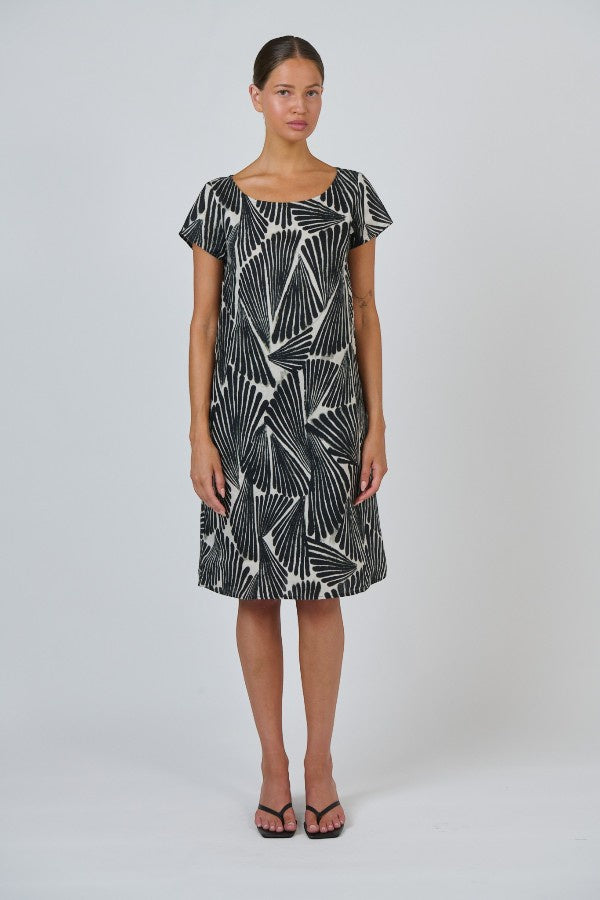 Scoop Neck Dress Folies