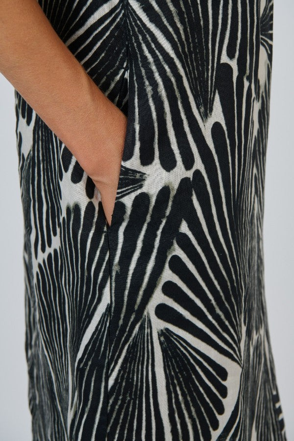 Scoop Neck Dress Folies