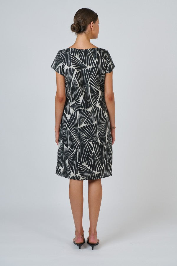 Scoop Neck Dress Folies