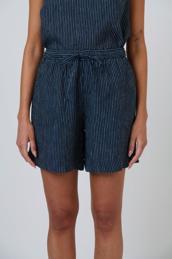 Tie Waist Short Streamlined