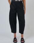 Tulip Cropped Linen Pant Black