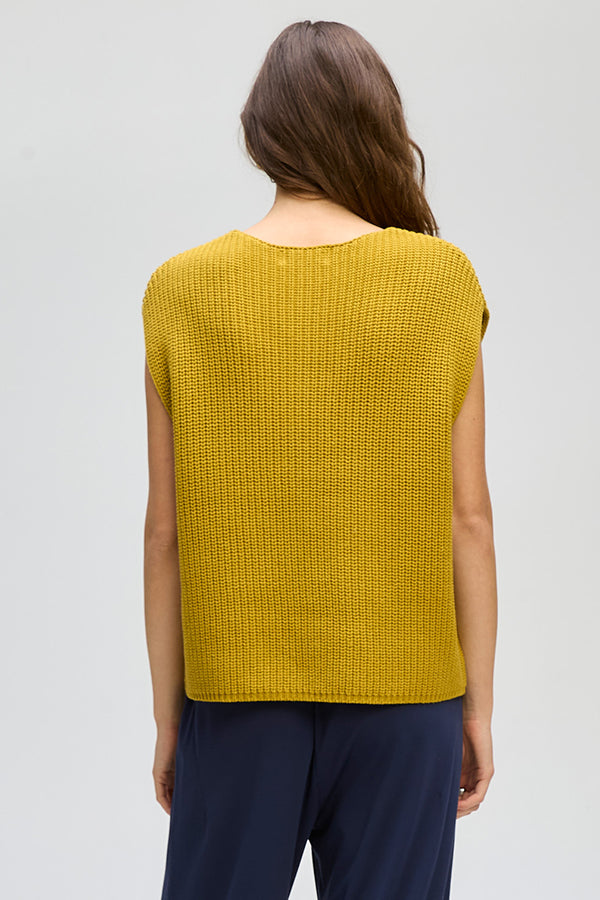 Ribbed Button Up Vest