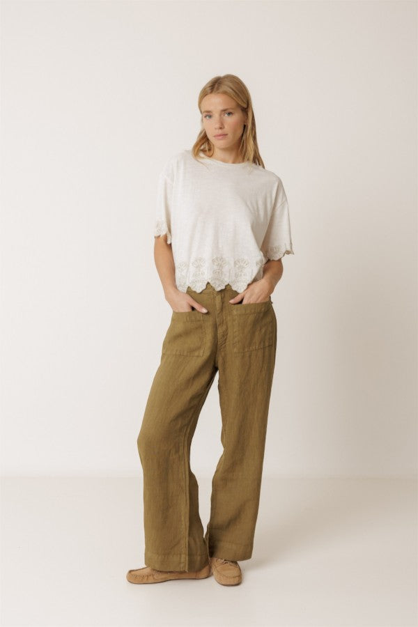 Boxy Embroidered Tee Ecru