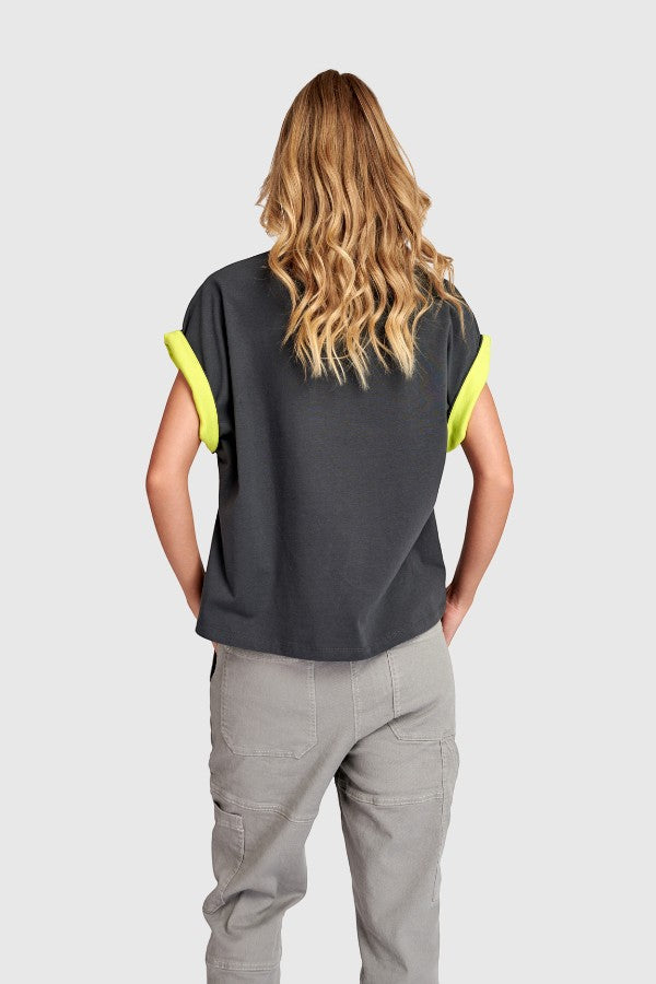 Urban Heart Tee