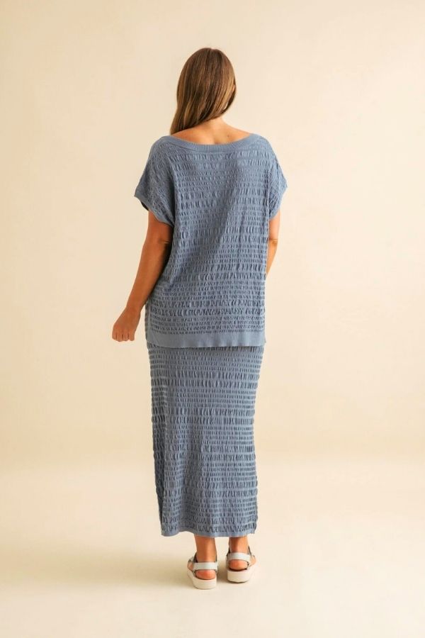Waves Pleat Knit Top Pool